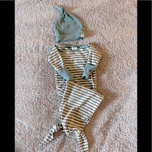 Sage Knotted gown and hat set